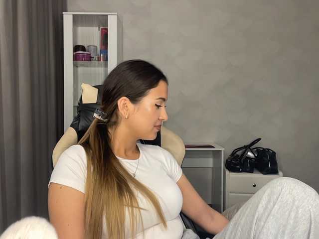 CathrineDickow live cam on BongaCams
