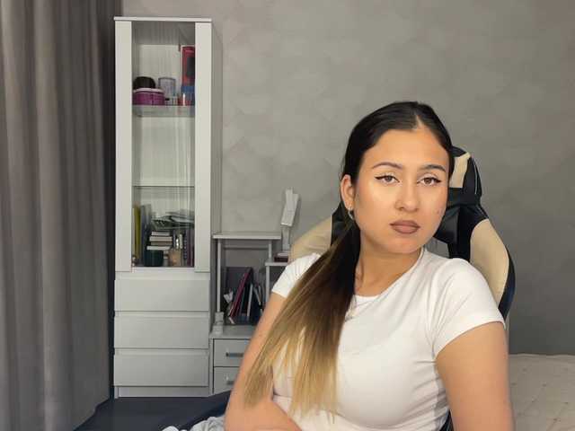 mindylowland webcam