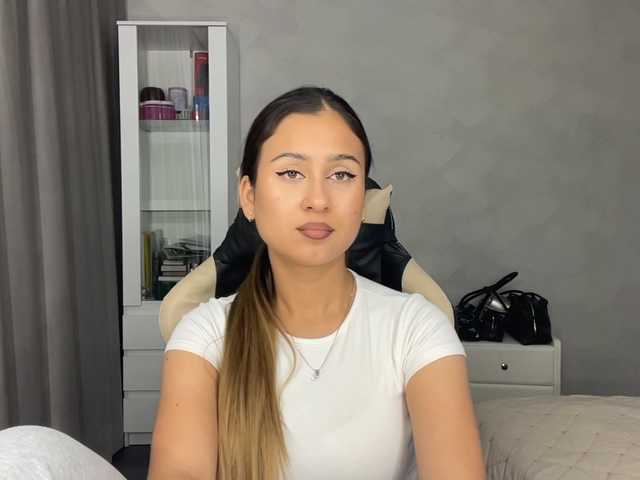 CathrineDickow live cam on BongaCams