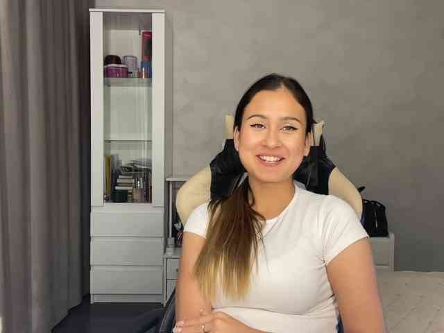 mindylowland webcam