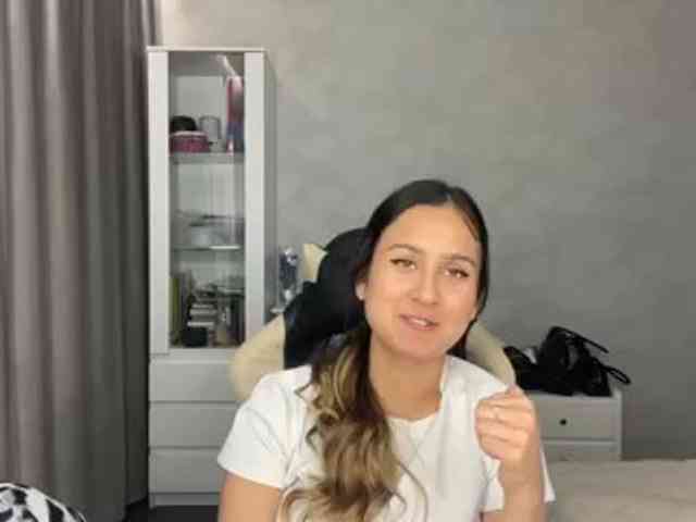mindylowland webcam