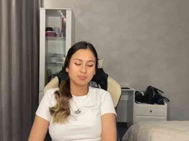 mindylowland webcam