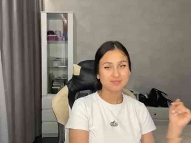 mindylowland webcam