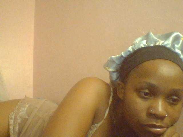 Evee live cam on BongaCams