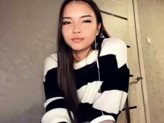 OfeliaHarger live cam on BongaCams
