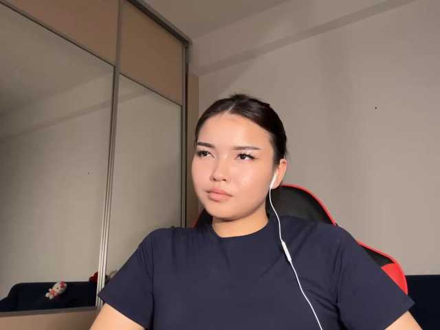 OfeliaHarger live cam on BongaCams