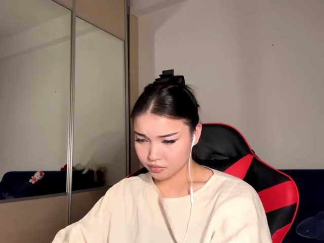OfeliaHarger live cam on BongaCams