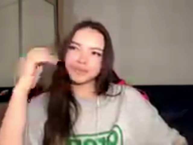 OfeliaHarger live cam on BongaCams