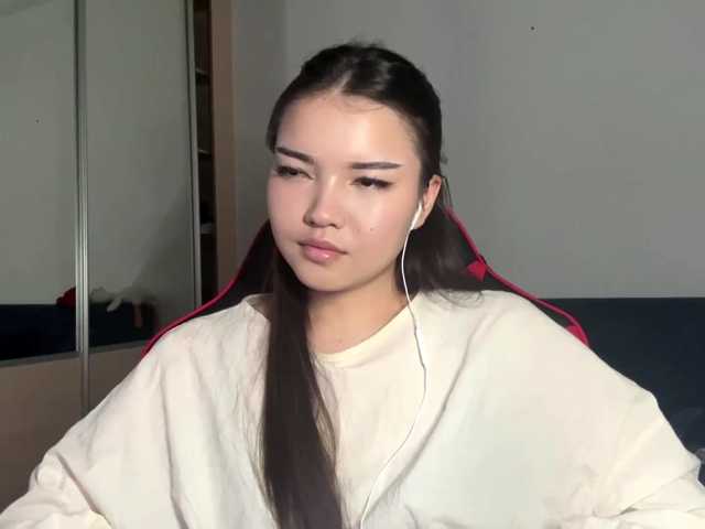 OfeliaHarger live cam on BongaCams