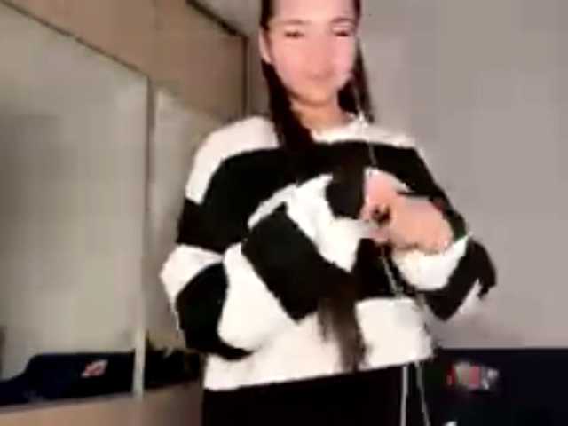 OfeliaHarger live cam on BongaCams