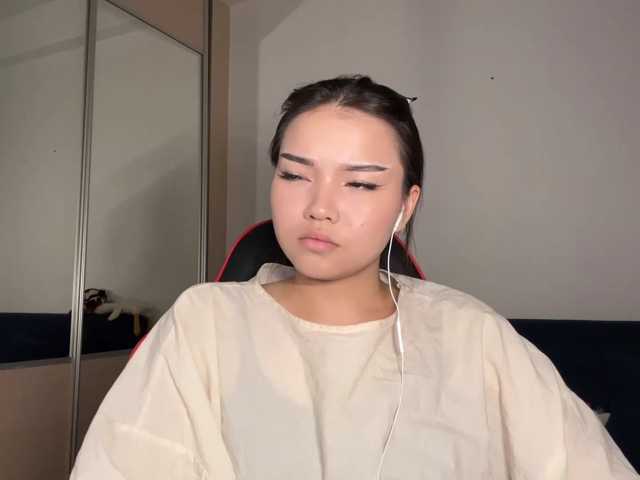 OfeliaHarger live cam on BongaCams