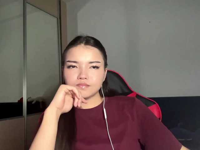 OfeliaHarger live cam on BongaCams