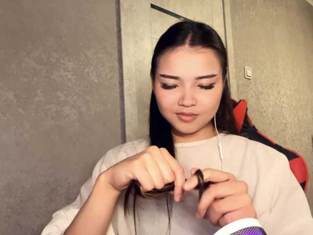 OfeliaHarger live cam on BongaCams