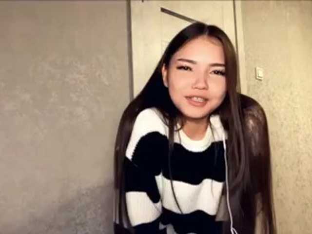OfeliaHarger live cam on BongaCams