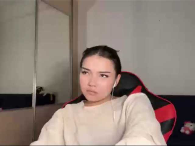 OfeliaHarger live cam on BongaCams