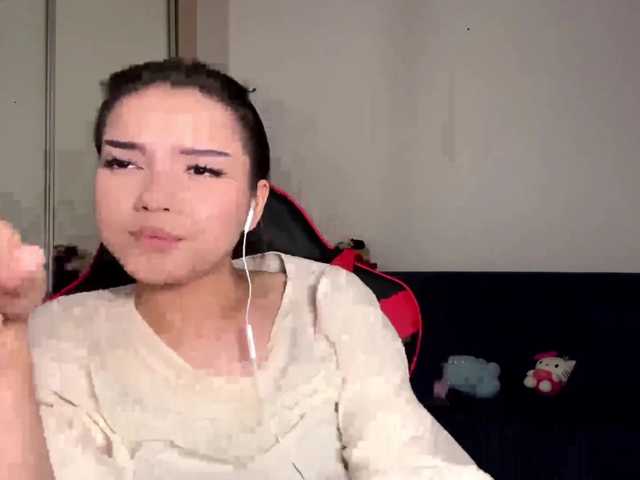 OfeliaHarger live cam on BongaCams