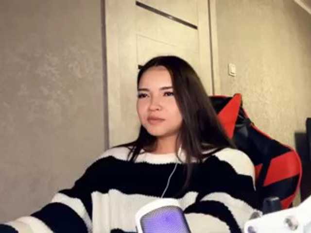 OfeliaHarger live cam on BongaCams