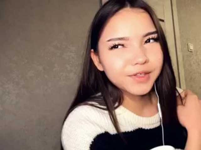 OfeliaHarger live cam on BongaCams