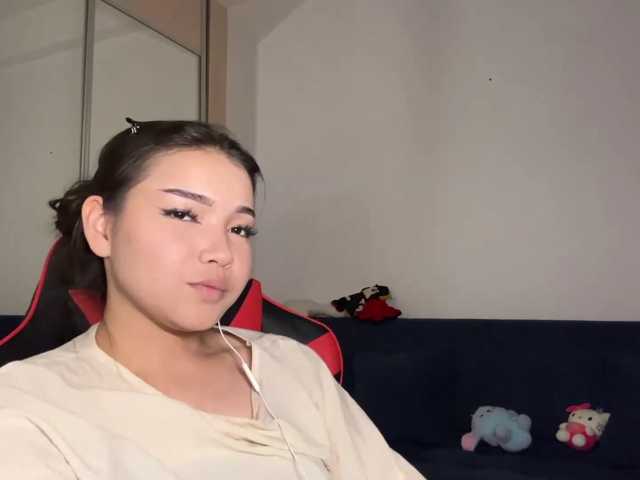 OfeliaHarger live cam on BongaCams