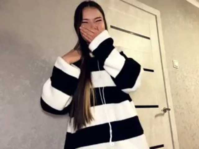 OfeliaHarger live cam on BongaCams
