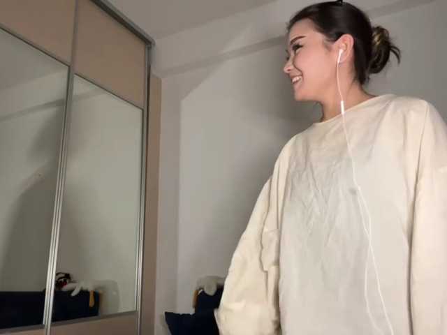 OfeliaHarger live cam on BongaCams