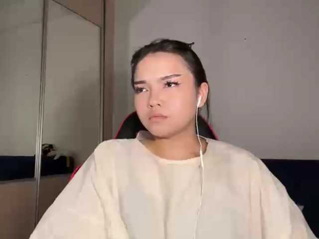 OfeliaHarger live cam on BongaCams