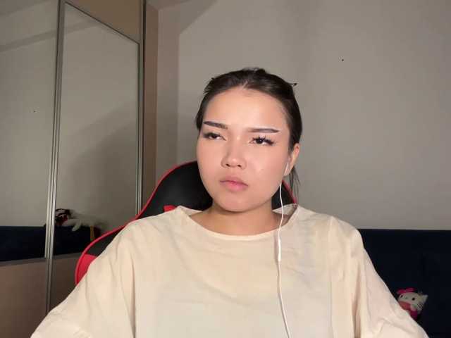 OfeliaHarger live cam on BongaCams
