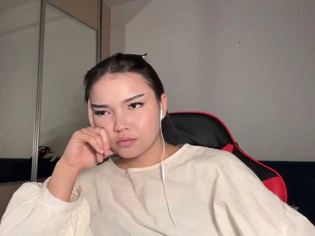 OfeliaHarger live cam on BongaCams