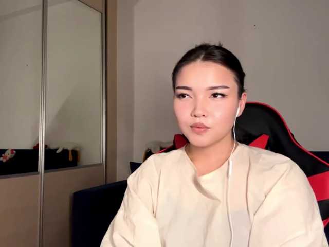 OfeliaHarger live cam on BongaCams