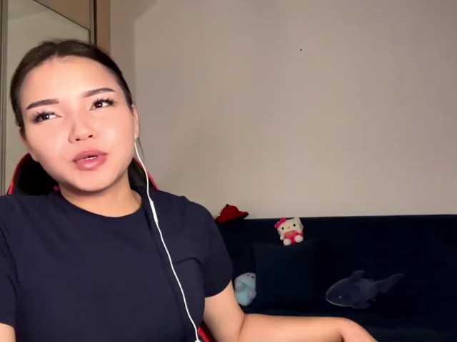 OfeliaHarger live cam on BongaCams