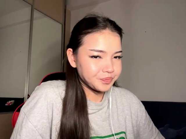 OfeliaHarger live cam on BongaCams