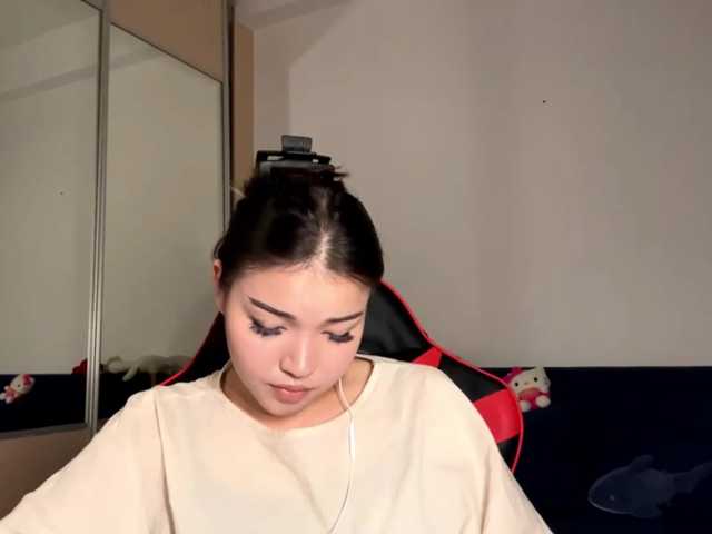 OfeliaHarger live cam on BongaCams