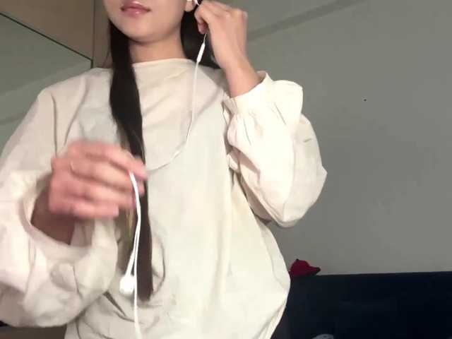 OfeliaHarger live cam on BongaCams