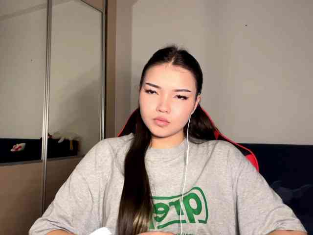 OfeliaHarger webcam
