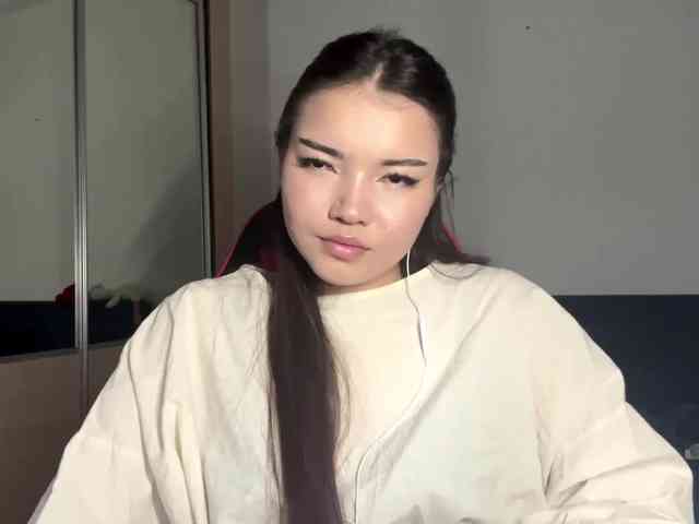 OfeliaHarger webcam