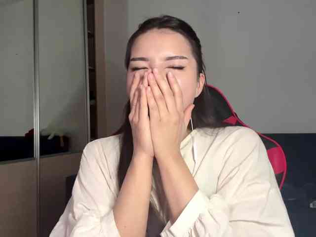 OfeliaHarger webcam