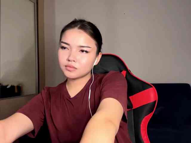OfeliaHarger webcam