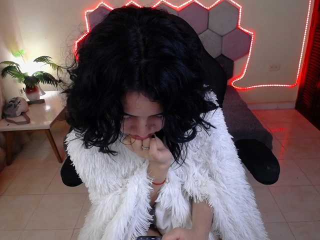 raven-dark live cam on BongaCams
