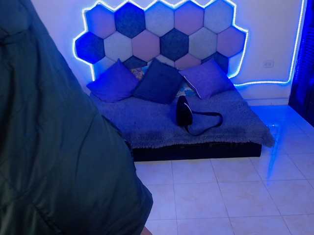 raven-dark live cam on BongaCams