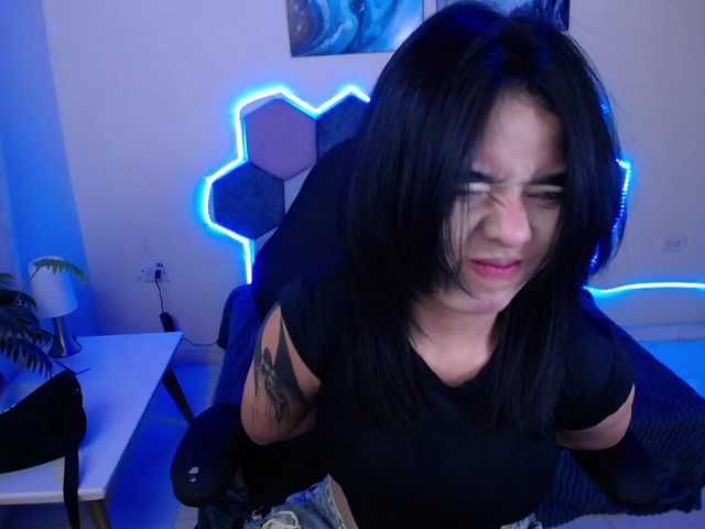 raven-dark live cam on BongaCams