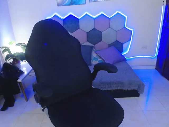 raven-dark live cam on BongaCams