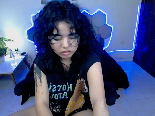 raven-dark webcam bongacams model stream image