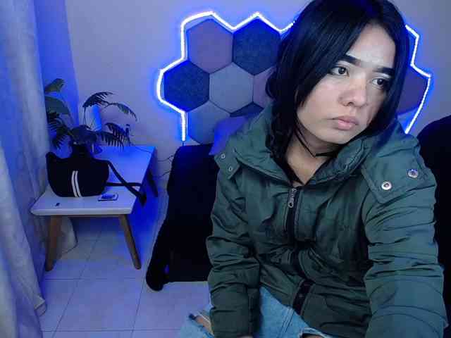 raven-dark webcam
