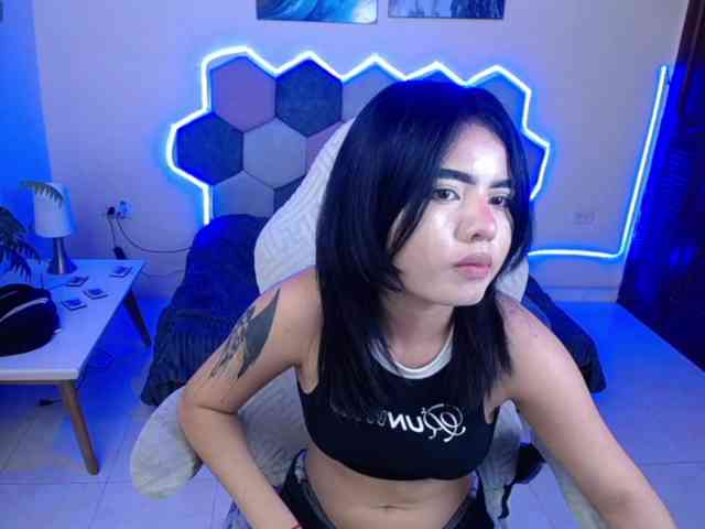 raven-dark webcam