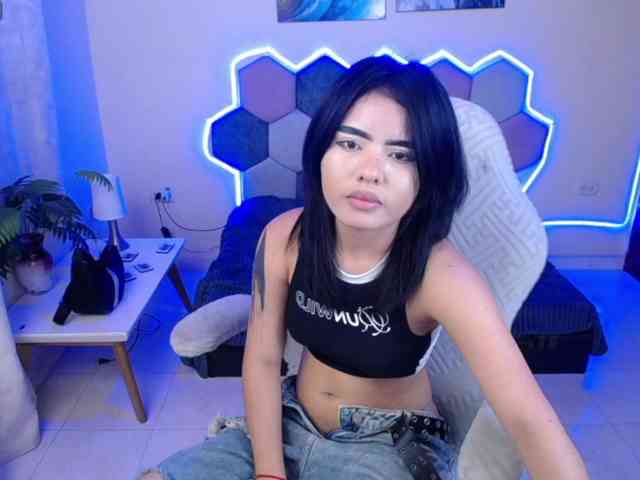 raven-dark webcam