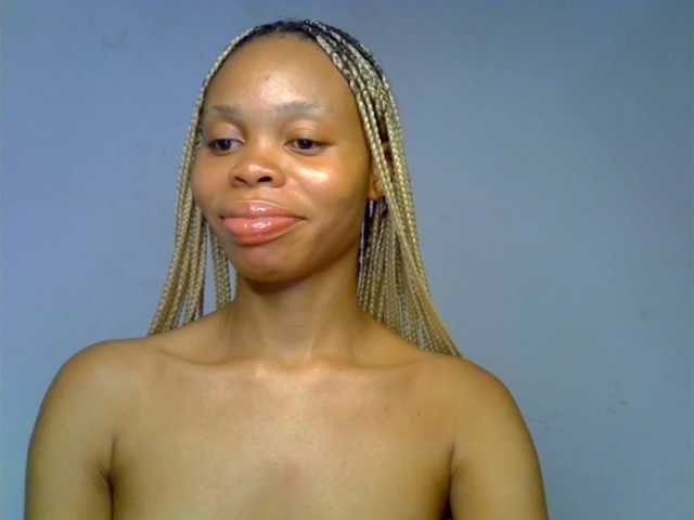 Juicypussy2 live cam on BongaCams