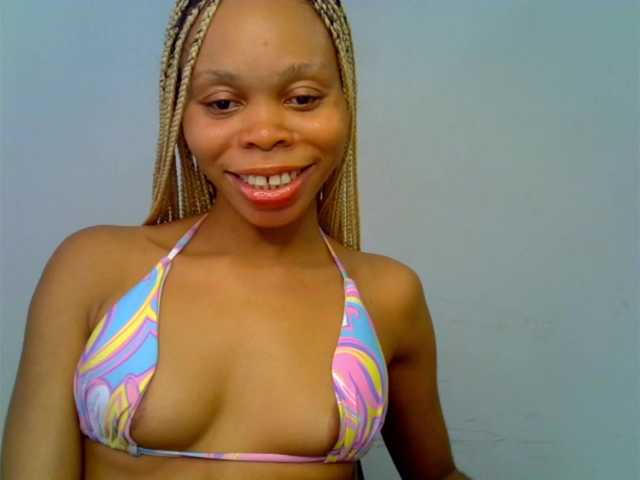 Juicypussy2 live cam on BongaCams
