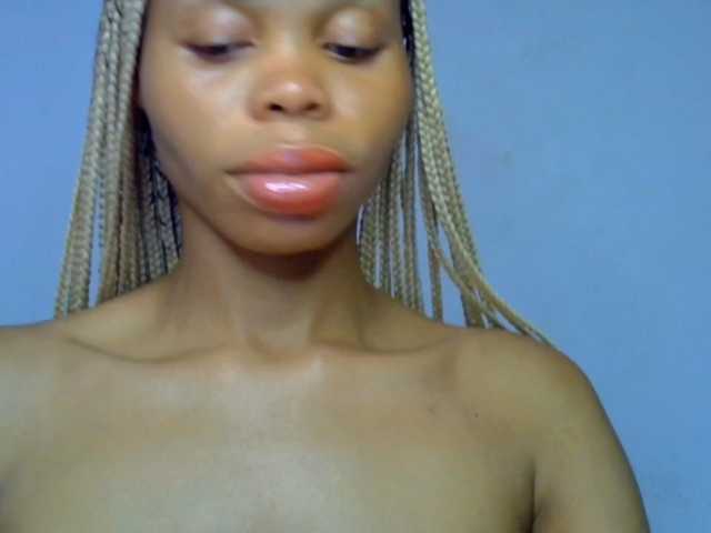Juicypussy2 live cam on BongaCams