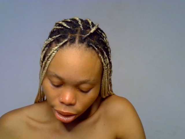 Juicypussy2 live cam on BongaCams