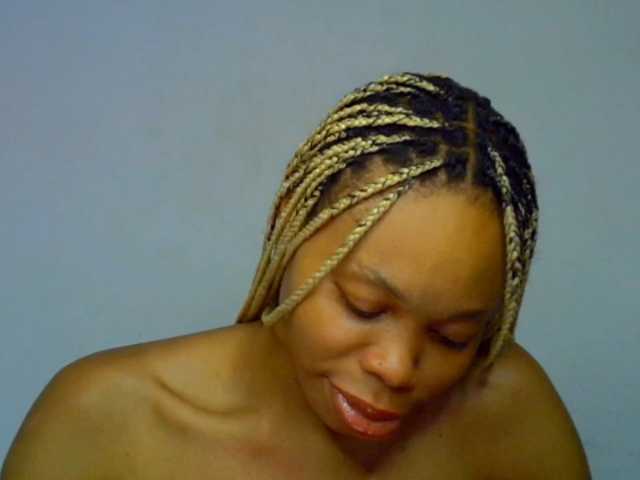 Juicypussy2 live cam on BongaCams